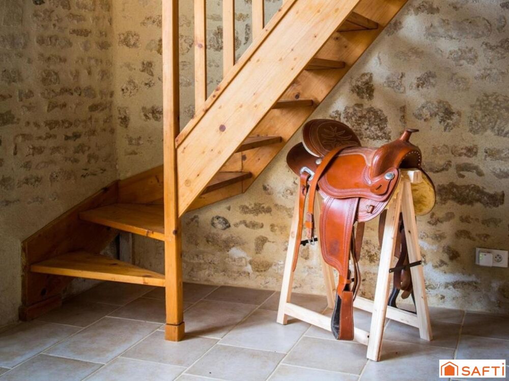  vendre  Proprit/chteau Saint-Hilaire-des-Loges (85240)