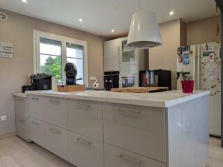 Vente Maison maison rénovée avec sous sol  avec terrain clos à ARC ET SENANS Arc-et-senans