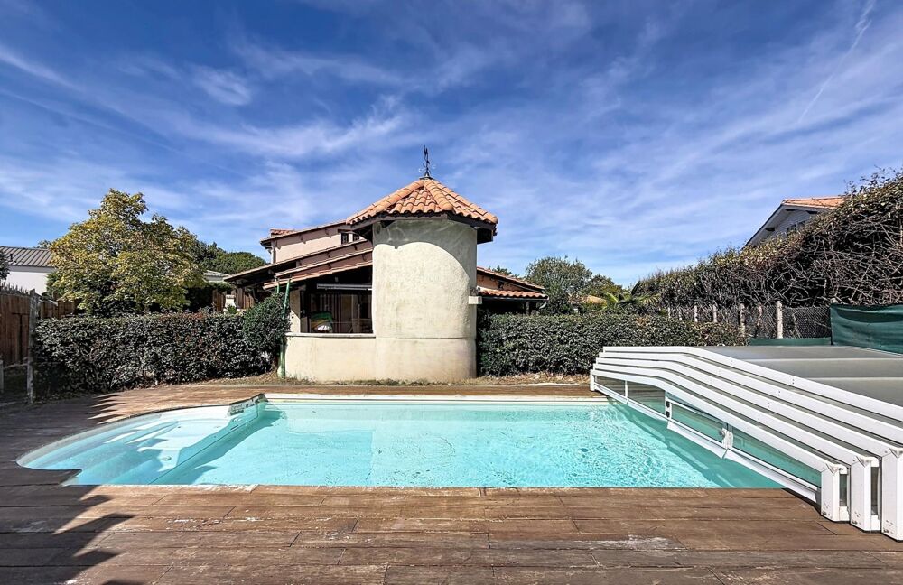 Vente Maison Grande maison T5 avec piscine idéalement située Artigues-pres-bordeaux