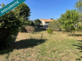  Terrain à vendre 885 m²