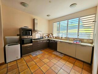  Maison � vendre 8 pi�ces 319 m�