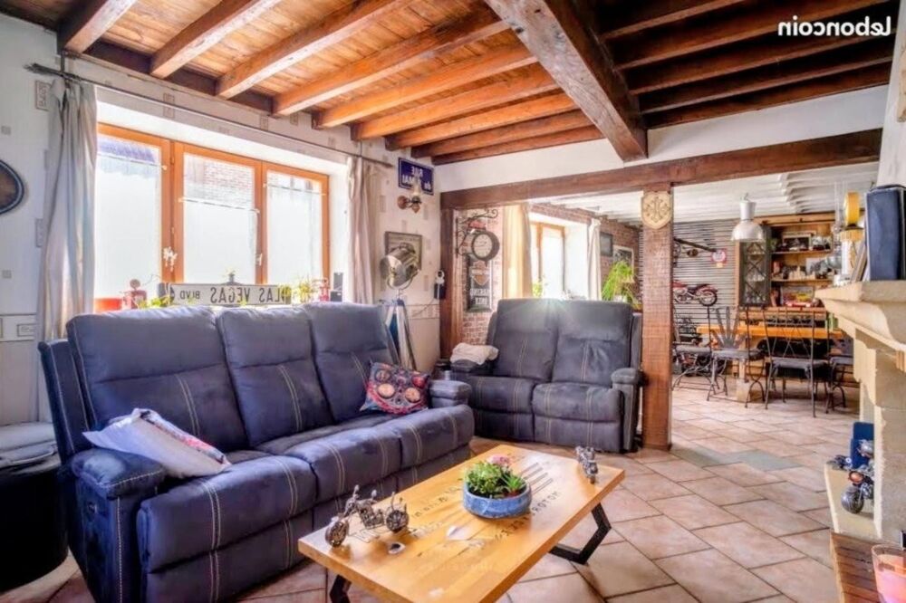 maison atypique avec gros potentiel