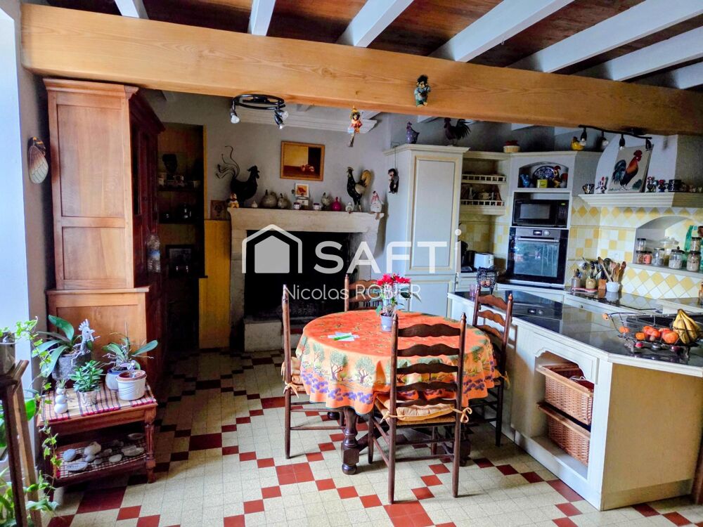 Vente Maison Maison de Maître, énergie B, trois chambres, dépendances, garage camping-car, jardin Niort