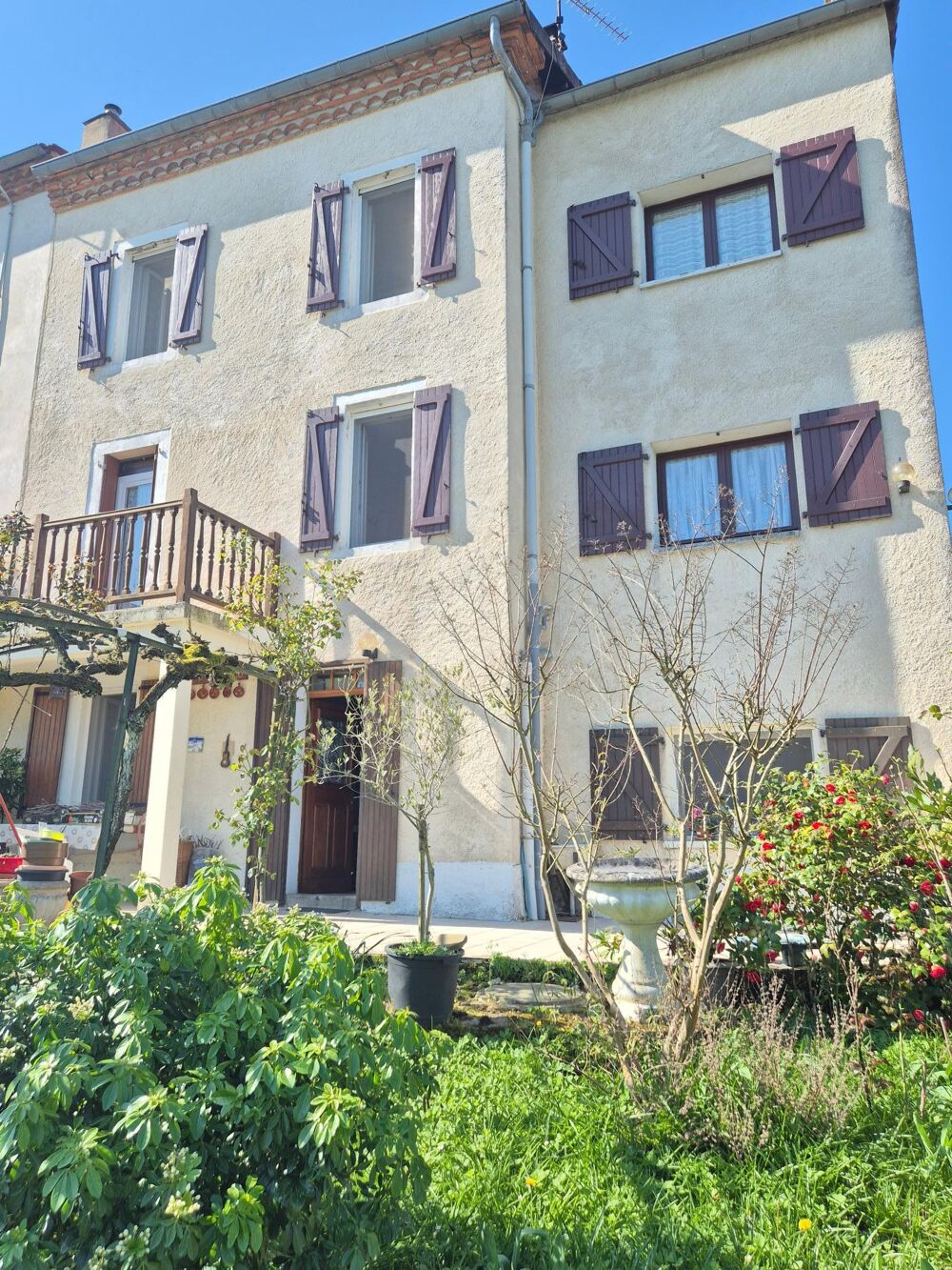 MAISON 8 PIECES DE 177M2