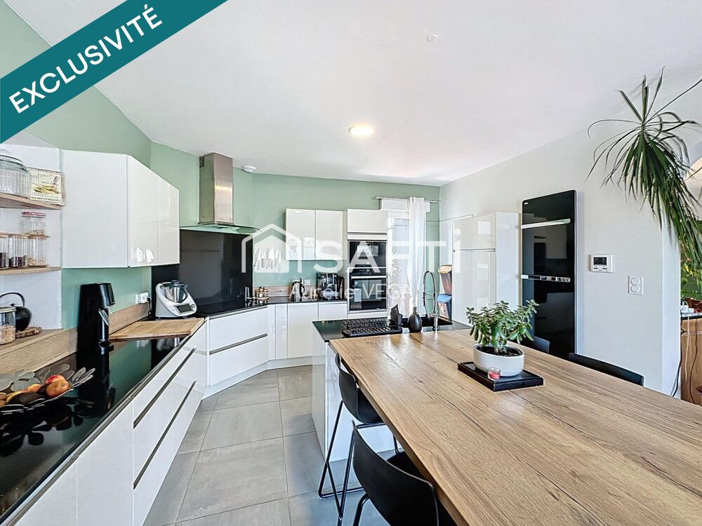 Vente Maison Maison familiale avec piscine, studio indépendant et suite parentale Foix