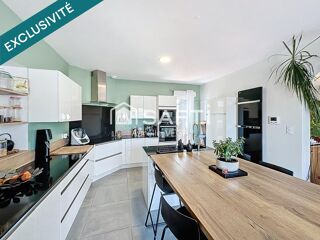 Maison à vendre 9 pièces 194 m²