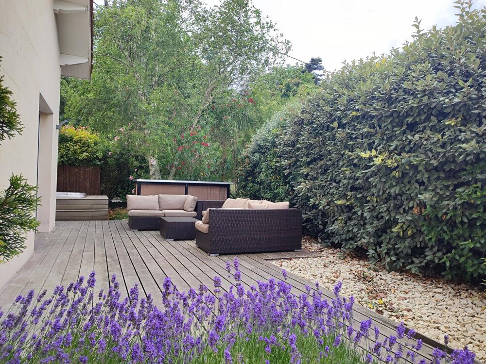 Vente Maison Maison familiale 5 pièces 150 m² - PESSAC (33600) Pessac