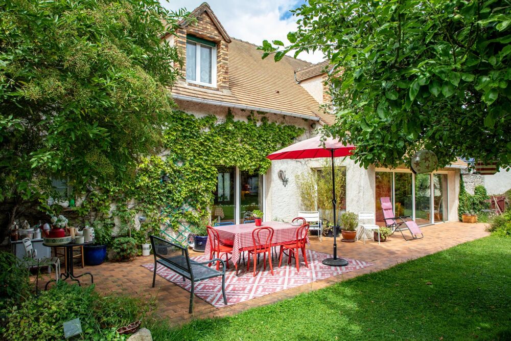 Vente Maison Très belle villa 182m2 - piscine - terrain 1300m2 - Dépendance Tilly