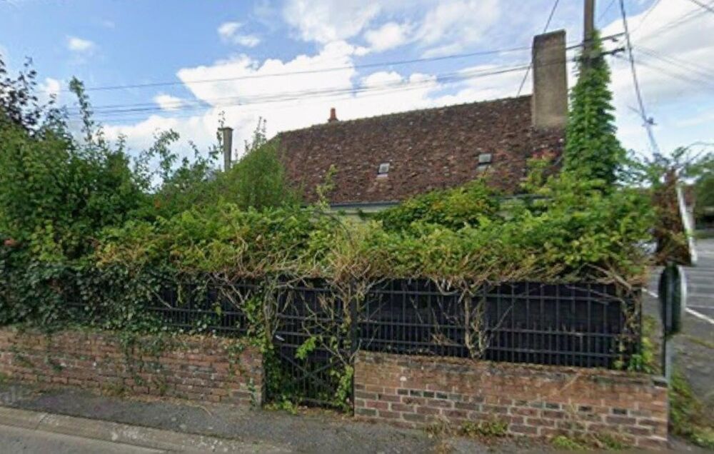 Maison 3 pièces 90 m² · à Saint-Arnoult · 90 m² · 25 000 €