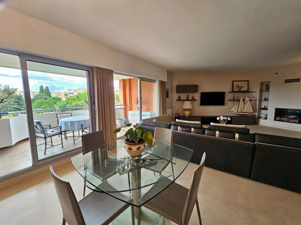 Vente Appartement Au sein d'un domaine privé et sécurisé, un bel et spacieux appartement de 125 m2 Cannes