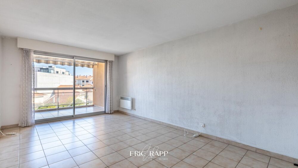 Vente Appartement Fréjus plage, F2 en étage élevé, vue mer Frejus