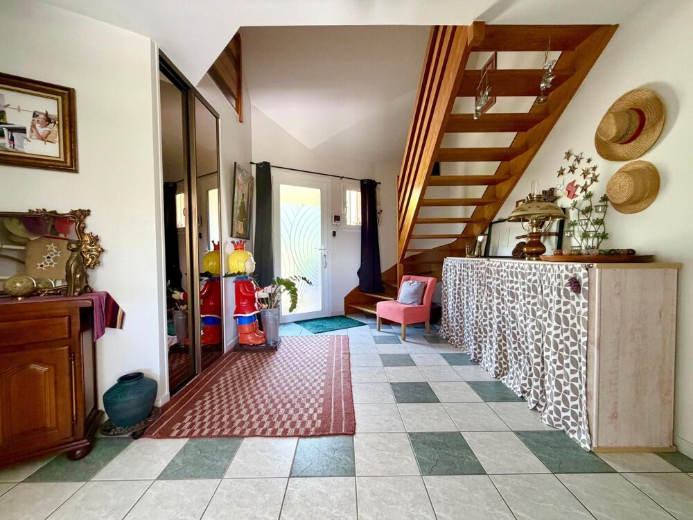 Maison avec vie de plain-pied et plage de Kerfany à pied.