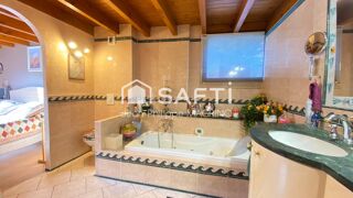  Appartement à vendre 6 pièces 136 m²
