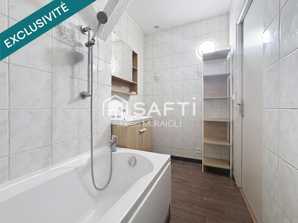 Vente Appartement Appartement rénové - 3 pièces - 59m2 (70m2 au sol) Rombas