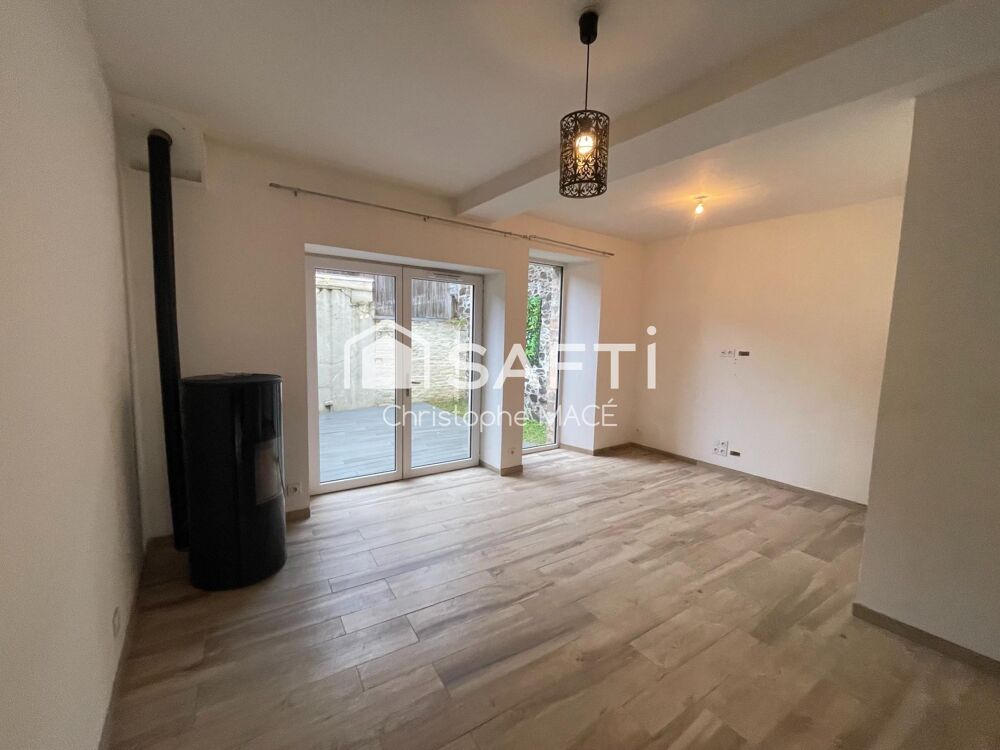 Vente Maison Maison de Ville 4 pièces (3 chambres) Quelaines-saint-gault