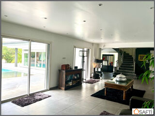  Maison à vendre 9 pièces 279 m²