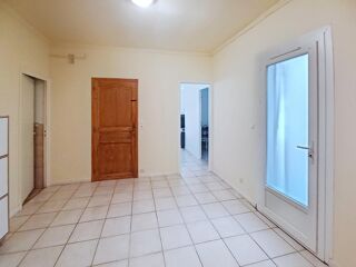  Immeuble � vendre 235 m�