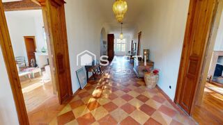  Propri�t�/ch�teau � vendre 15 + pi�ces 825 m�