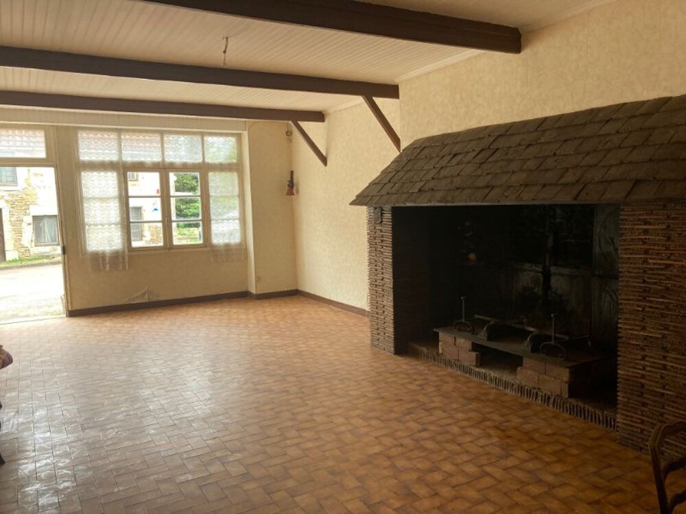 Maison de campagne de 150 m2 habitable avec terrain attenant et clos à 20 minutes de l'A5 et 2h30 de Paris !