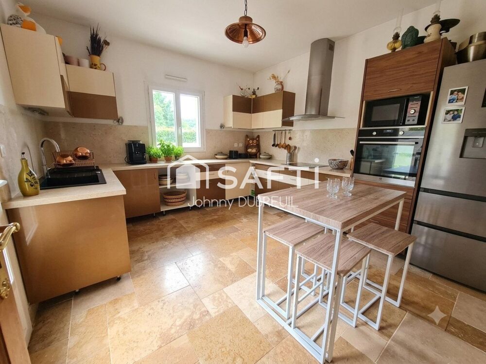 MISON DE PLAIN-PIED 168 m²  5 CHAMBRES  PISCINE  TERRAIN 1 200 m²