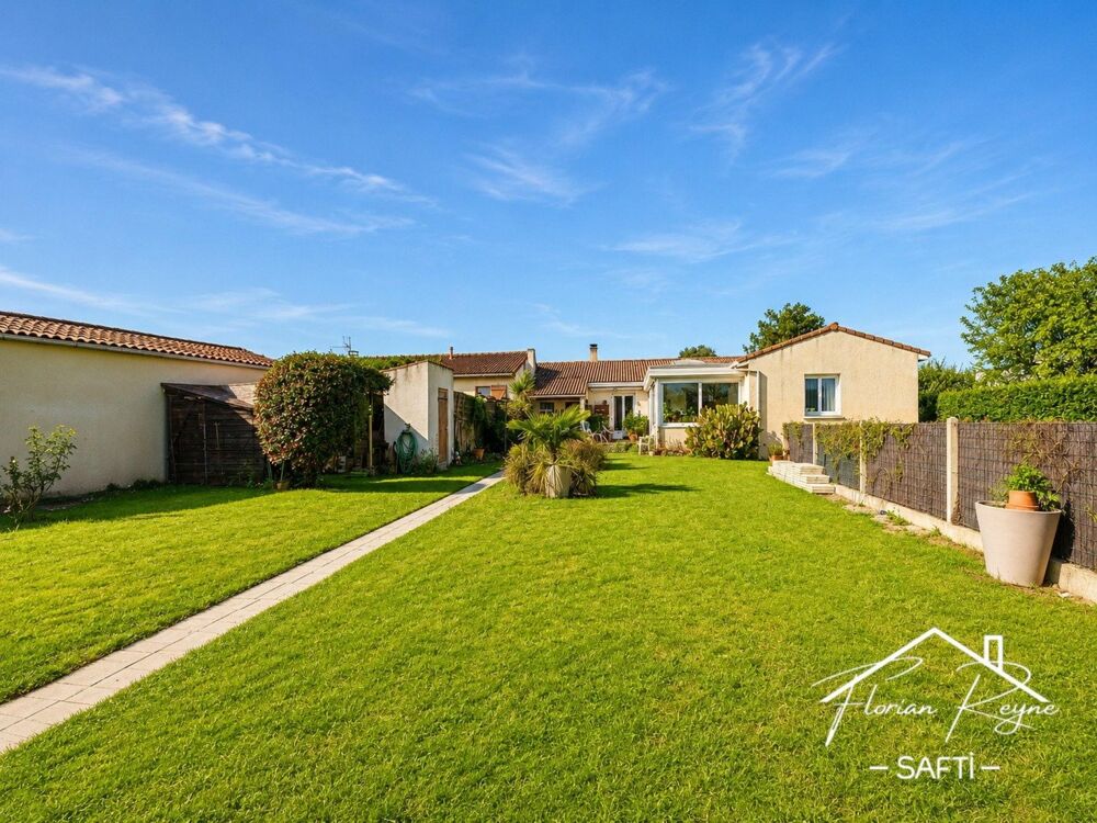Maison 7 pièces 133 m² · à Blanquefort · 133 m² · 399 900 €