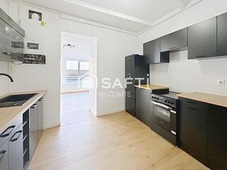  Immeuble � vendre 180 m�