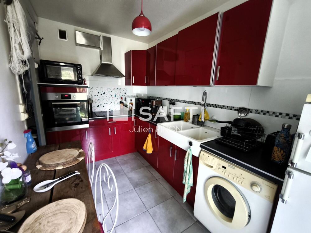 APPARTEMENT F5 AU PREMIER ETAGE A APT