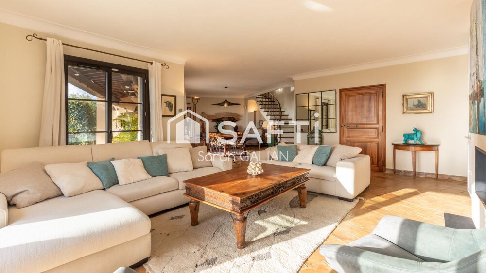 � vendre  Maison Cavalaire-sur-Mer (83240)