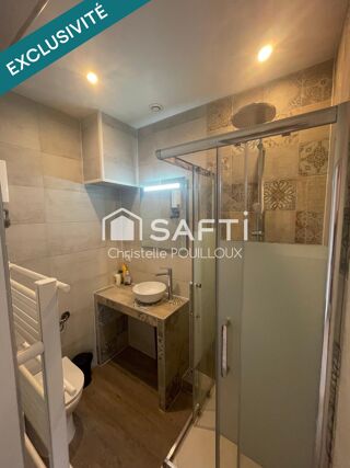  Immeuble � vendre 73 m�