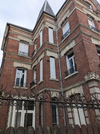  Immeuble � vendre 180 m�