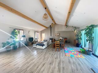  Maison � vendre 5 pi�ces 203 m�