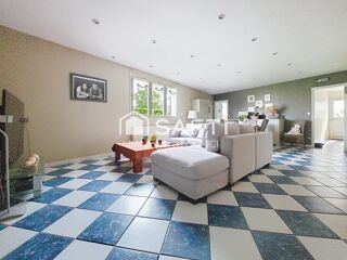  Immeuble à vendre 293 m²