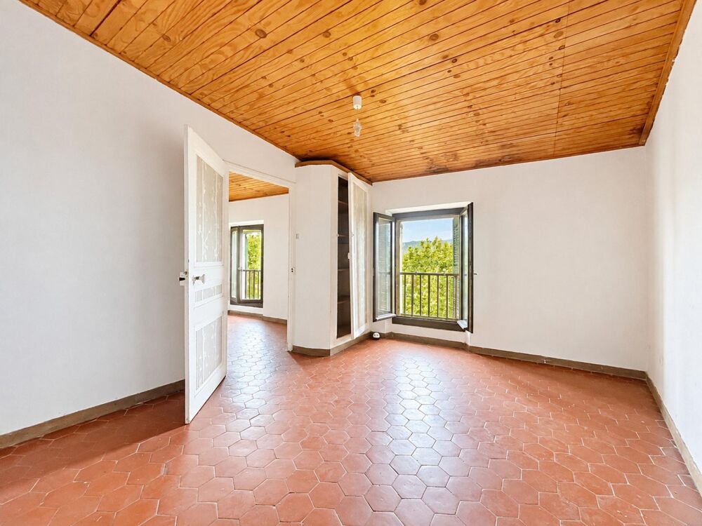 Vente Maison Maison de village avec exterieur à Bagnols-en-forêt Bagnols-en-foret