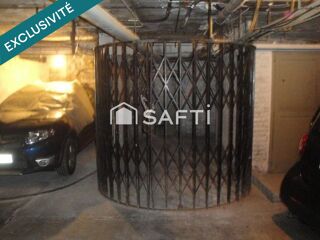  Parking / Garage  vendre 