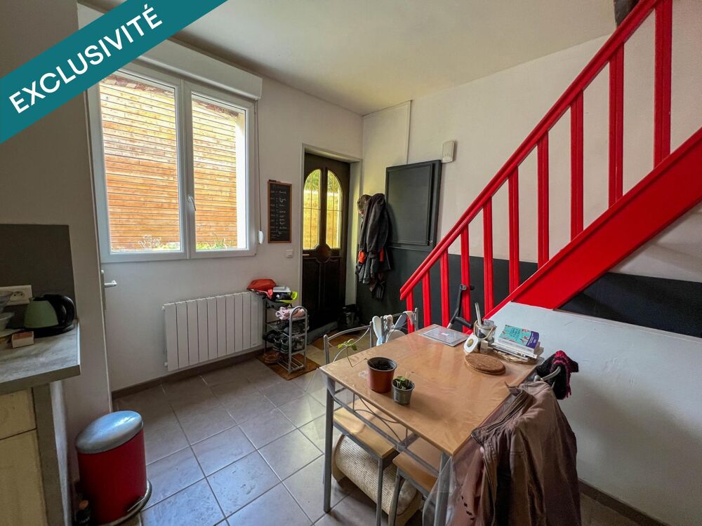Jolie maison de courée de 43m² avec jardinet et cave.