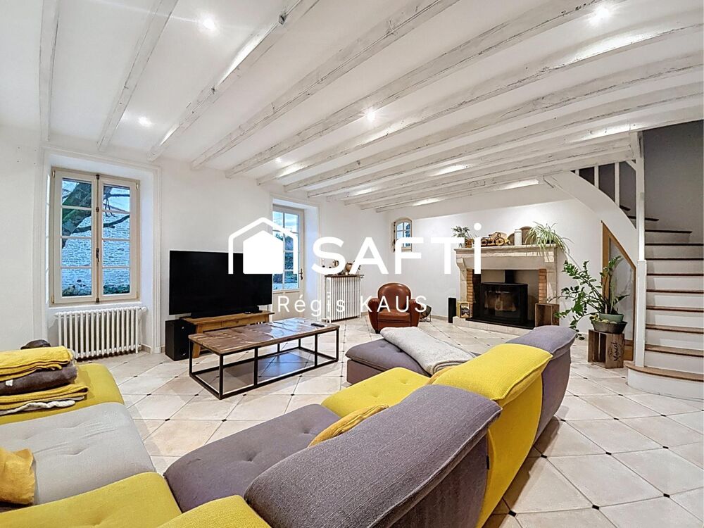 THIRÉ, Magnifique propriété en pierre 4 chambres 160 m2