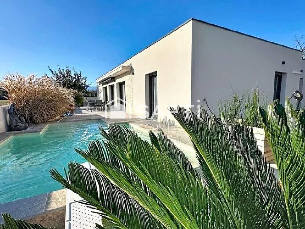 Coup de coeur pour cette grande maison lumineuse et agencée avec goût!!