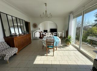  Maison à vendre 10 pièces 197 m²