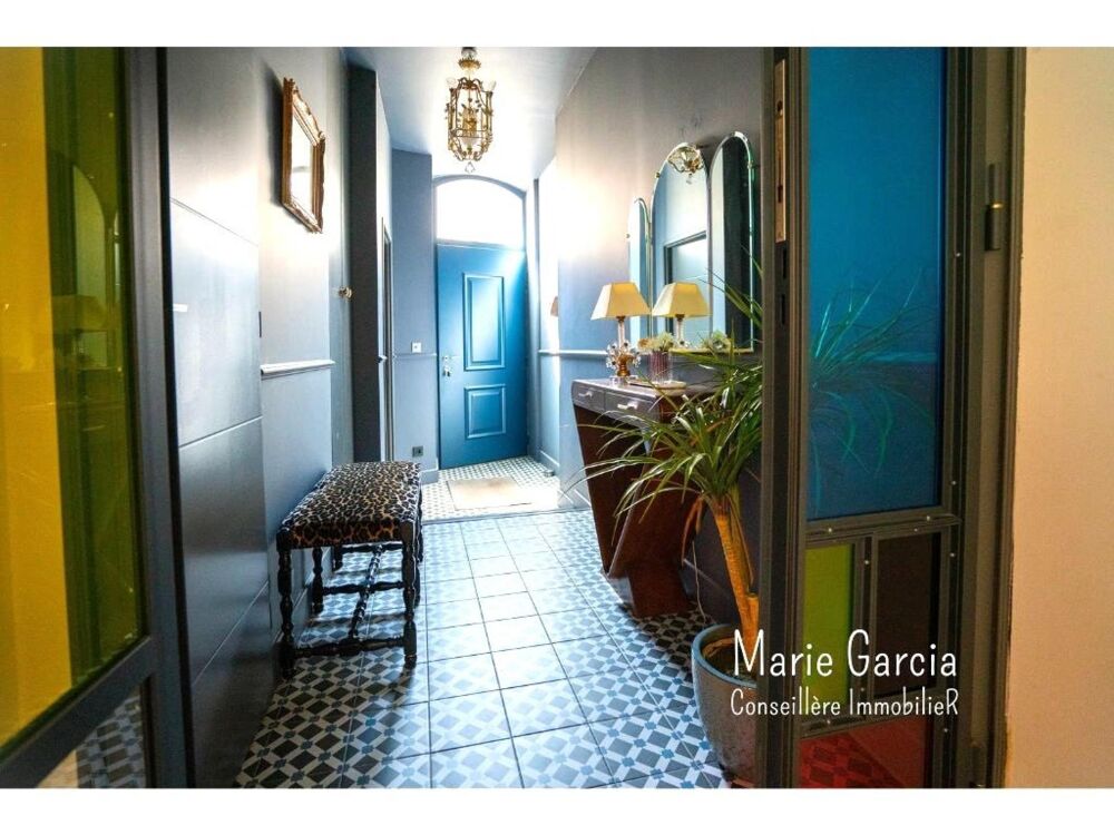 Maison de ville avec patio, coeur de Nîmes