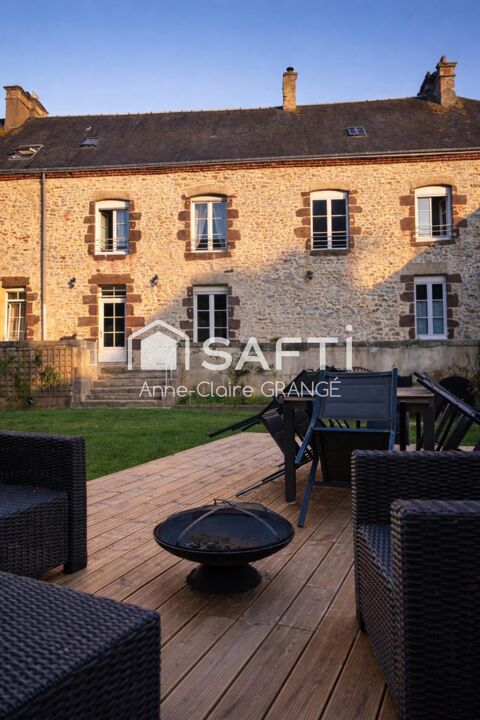   Une propri�t� de caract�re aux volumes g�n�reux avec un atout �nerg�tique rare Maison - 12 pi�ce(s) - 221 m�