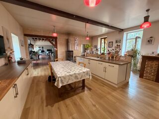  Maison à vendre 11 pièces 566 m²