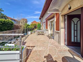  Maison à vendre 10 pièces 136 m²