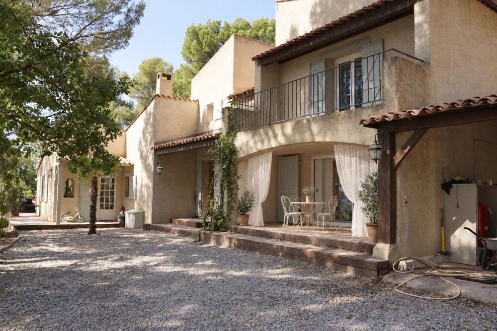 Vente Maison Maison d'architecte avec piscine à débordement au cœur de la pinède à Pierrevert Pierrevert