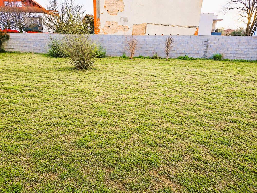 Vente Terrain Terrain viabilisé  531 m² Toulouse