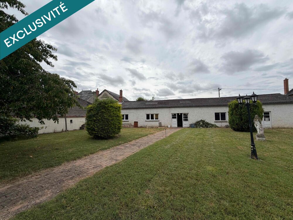 Dans le centre de DANGE SAINT ROMAIN 4 chambres 1700 m2 de terrain