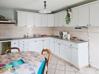  Maison  vendre 7 pices 200 m