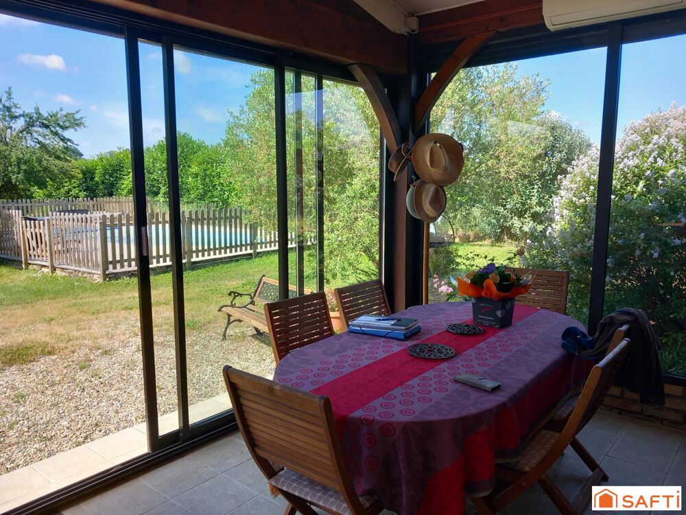 Maison pierre 430m2, Gites et chambres d'hotes avec piscine.