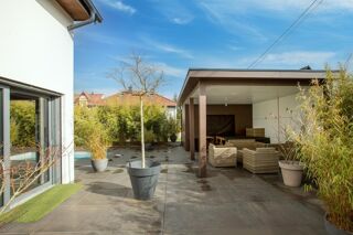  Maison � vendre 10 pi�ces 240 m�