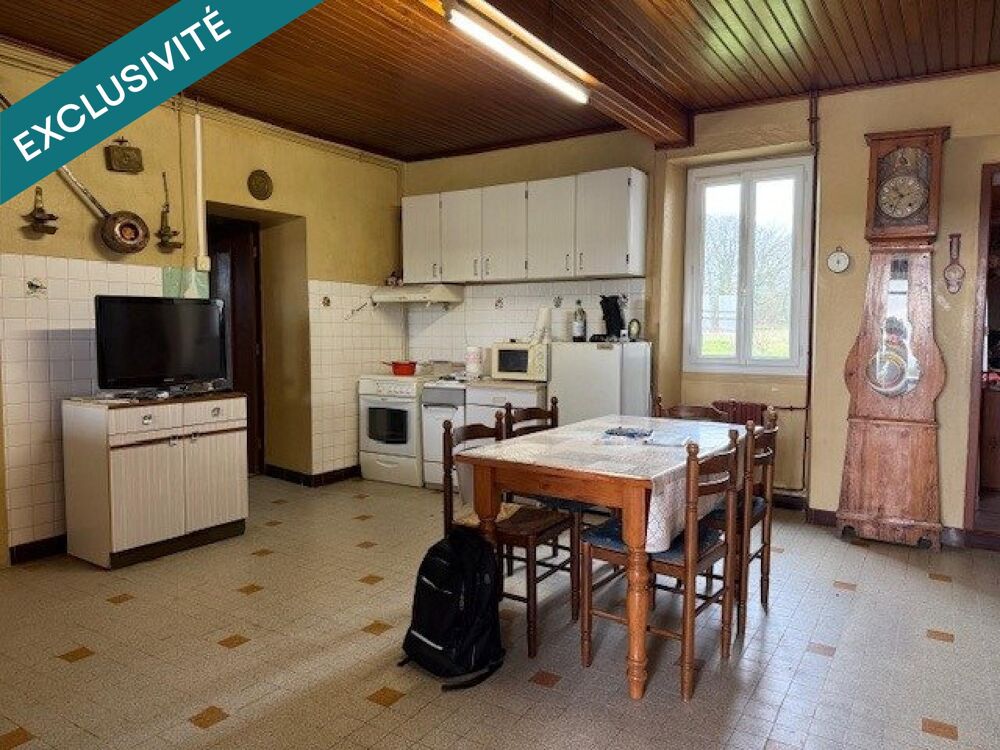 Ancienne ferme avec maison, grange et dépedances
