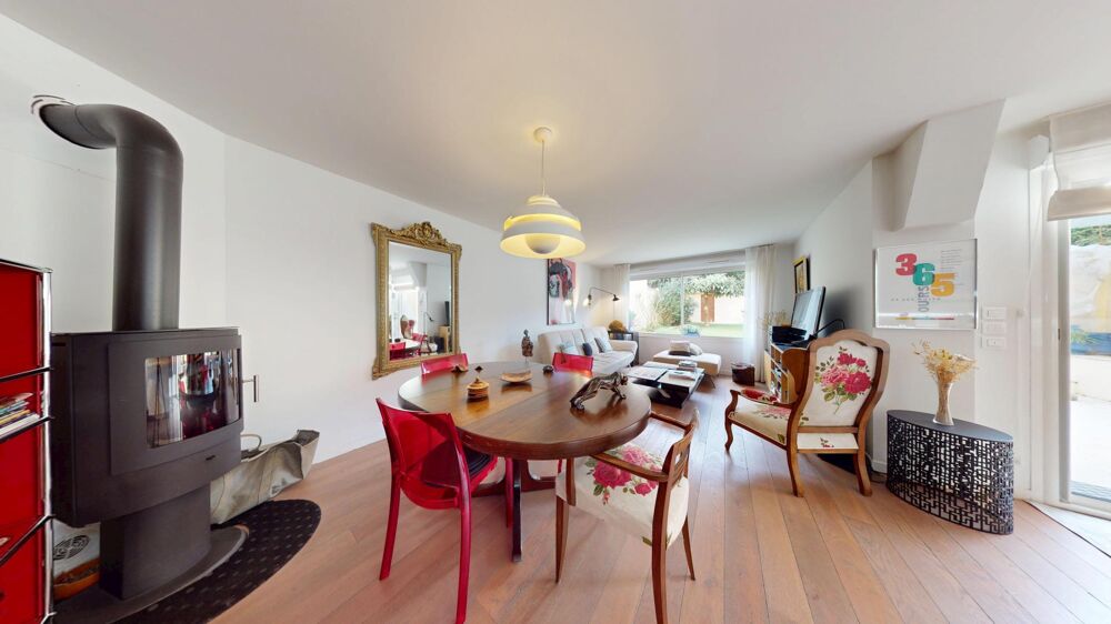 Bordeaux  Quartier Saint-Louis | Élégante maison en pierre avec jardin et piscine
